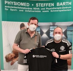 Physiomed Steffen Barth unterstützt die Schiedsrichter des Kreis 13